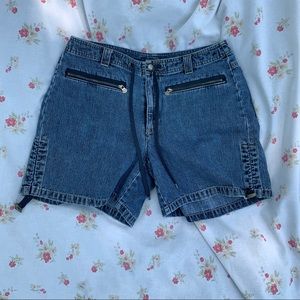 LIZ CLAIBORNE JEAN SHORTS